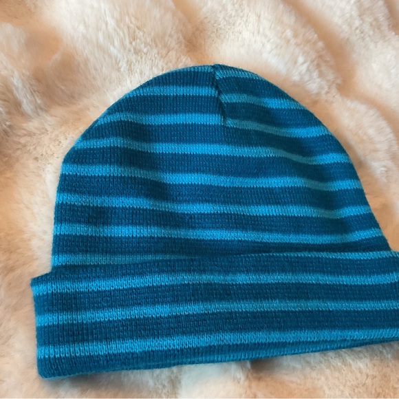 OLD NAVY•Striped Blue Kids Beanie - Picture 3 of 9